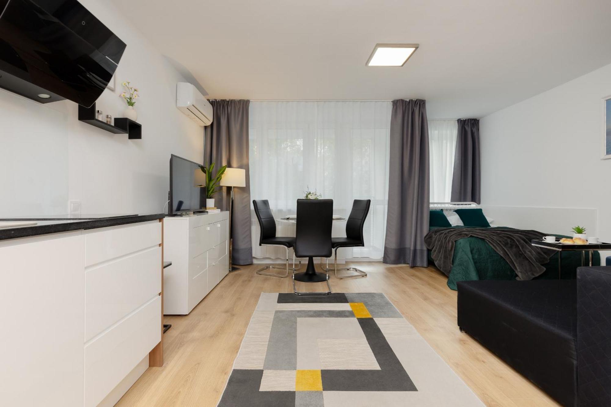 Studio Bruna Metro Pole Mokotowskie By Noclegi Renters Warsaw Exterior photo
